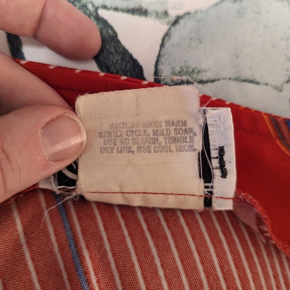 Vintage bright red asymmetrical striped 60's top - Picture 9 of 11